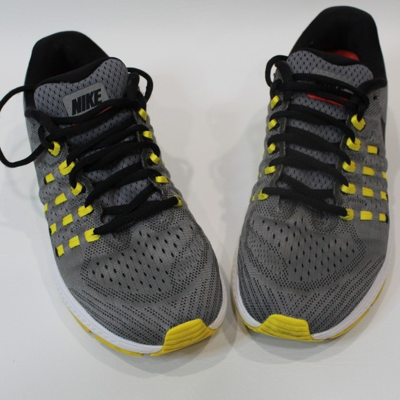 Nike Zoom Vomero‎ 11 Men's Running Shoes Gray Yellow Size 9